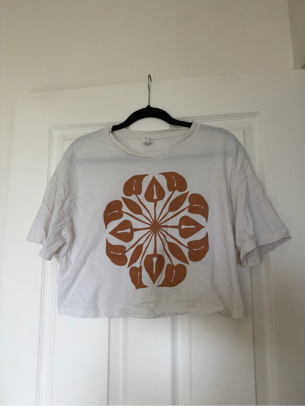 La Tienda Maui Crop Tee